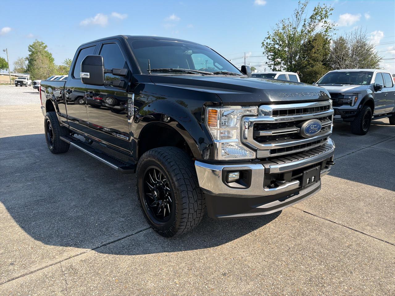 Ford F-250 SD Lariat Crew Cab 4WD 2021