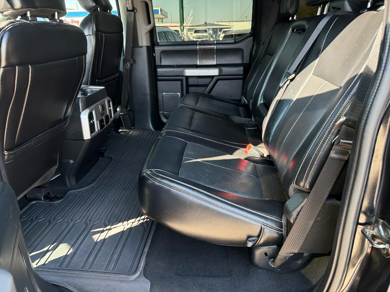 Ford F-250 SD Lariat Crew Cab 4WD 2021