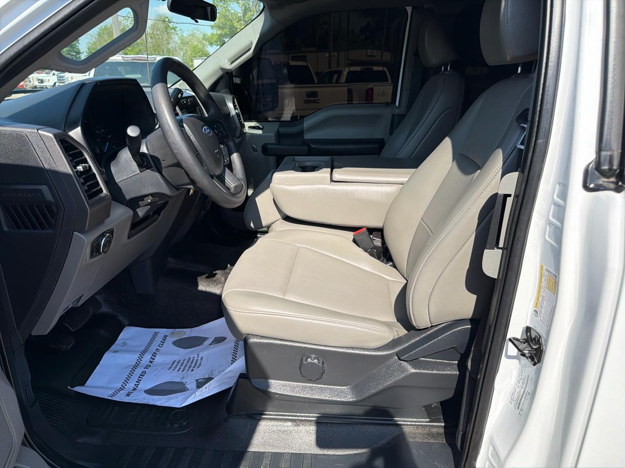 Ford F-250 SD XL Crew Cab Long Bed 4WD 2022