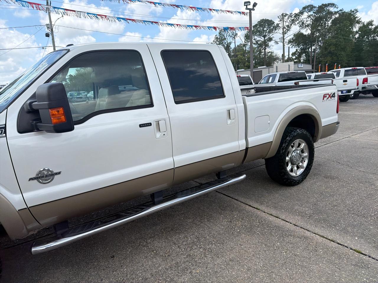 Ford F-250 SD Lariat Crew Cab 4WD 2012