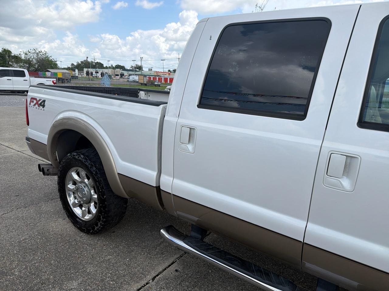 Ford F-250 SD Lariat Crew Cab 4WD 2012