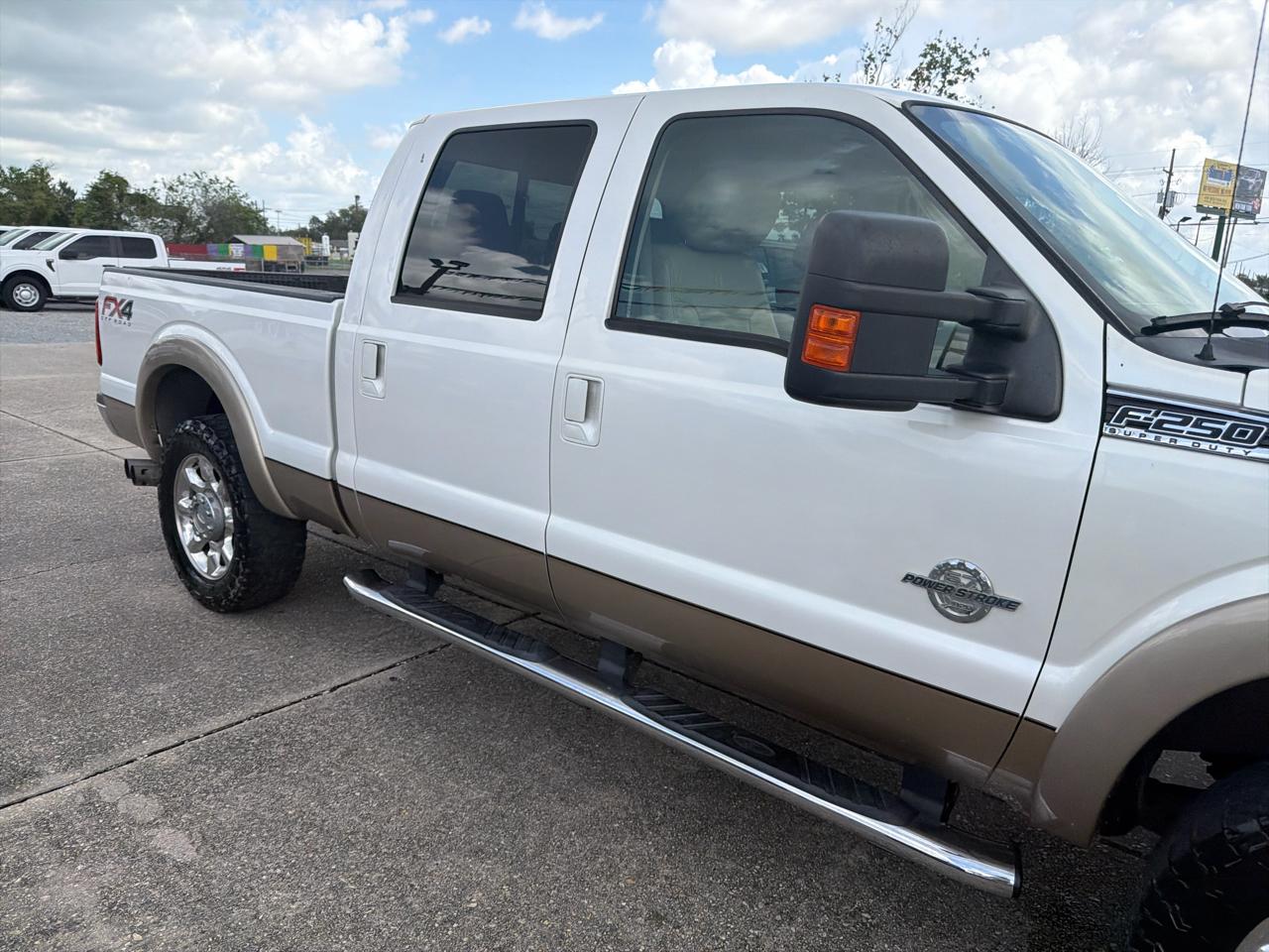 Ford F-250 SD Lariat Crew Cab 4WD 2012