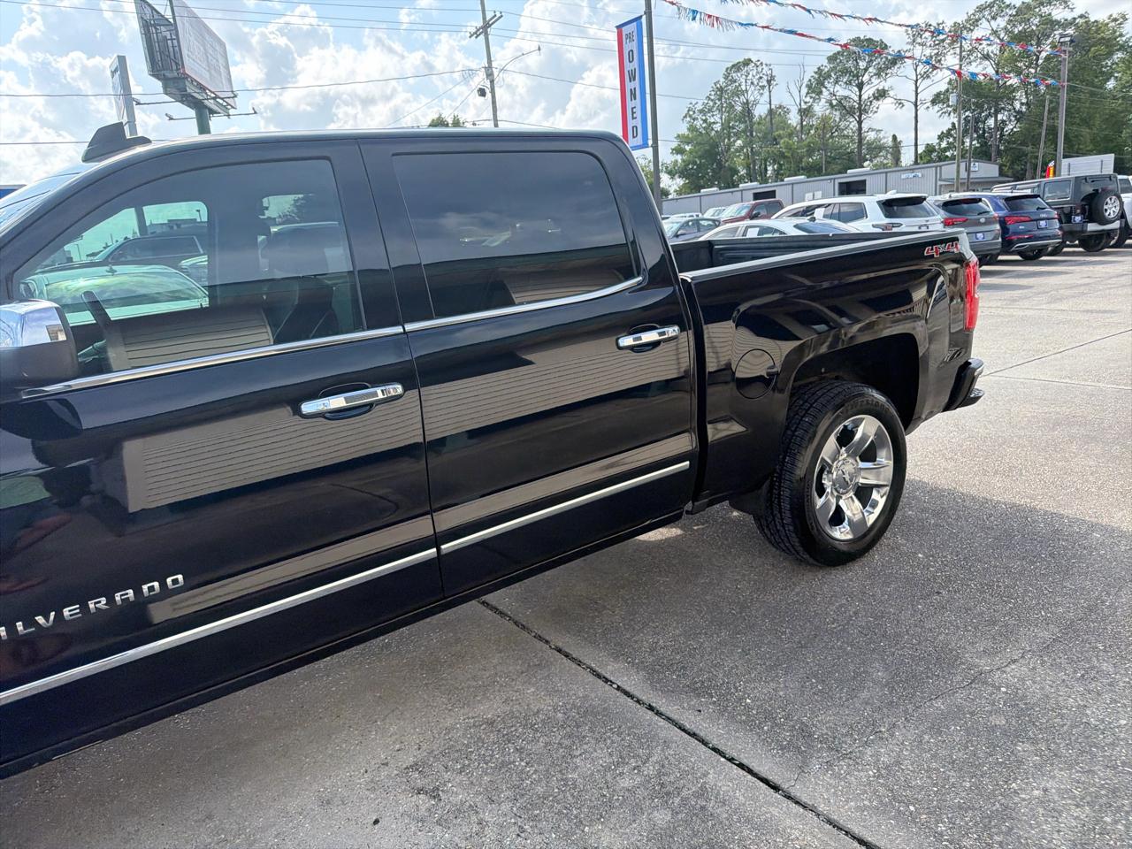Chevrolet Silverado 1500 LTZ Crew Cab 4WD 2017