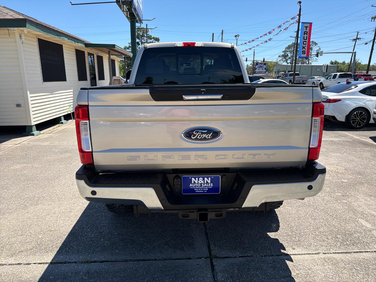 Ford F-250 SD Lariat Crew Cab 4WD 2018