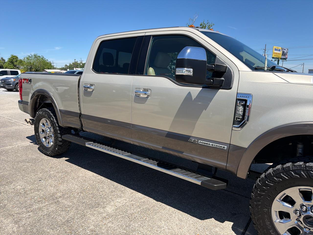 Ford F-250 SD Lariat Crew Cab 4WD 2018