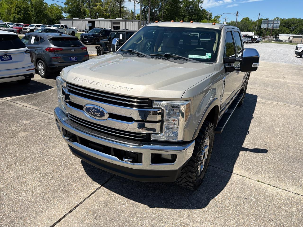 Ford F-250 SD Lariat Crew Cab 4WD 2018