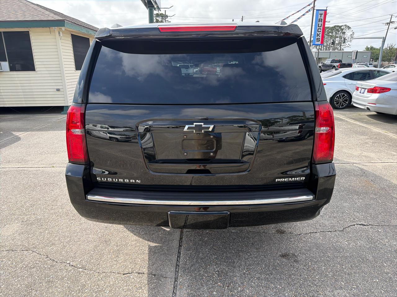 Chevrolet Suburban Premier 2WD 2019