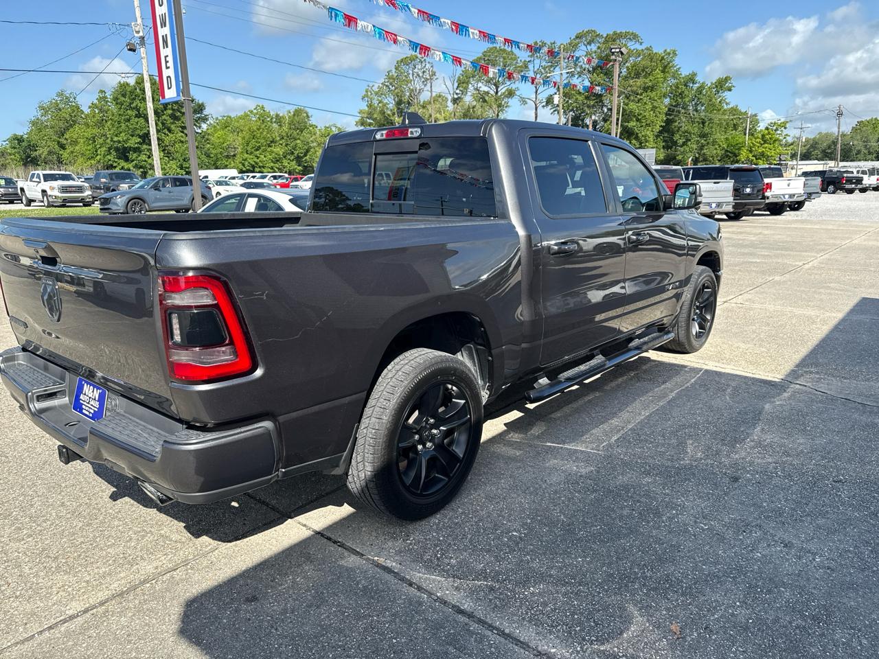 RAM 1500 Big Horn Crew Cab SWB 2WD 2020