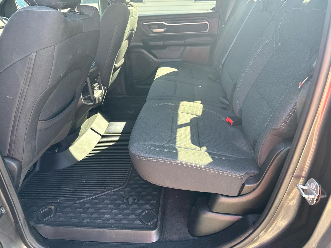 RAM 1500 Big Horn Crew Cab SWB 2WD 2020