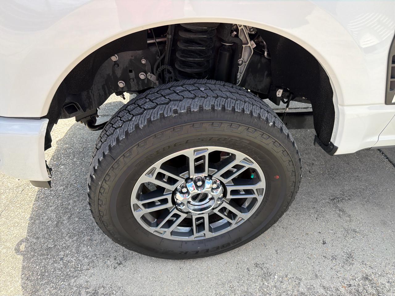 Ford F-250 SD Limited Crew Cab 4WD 2024