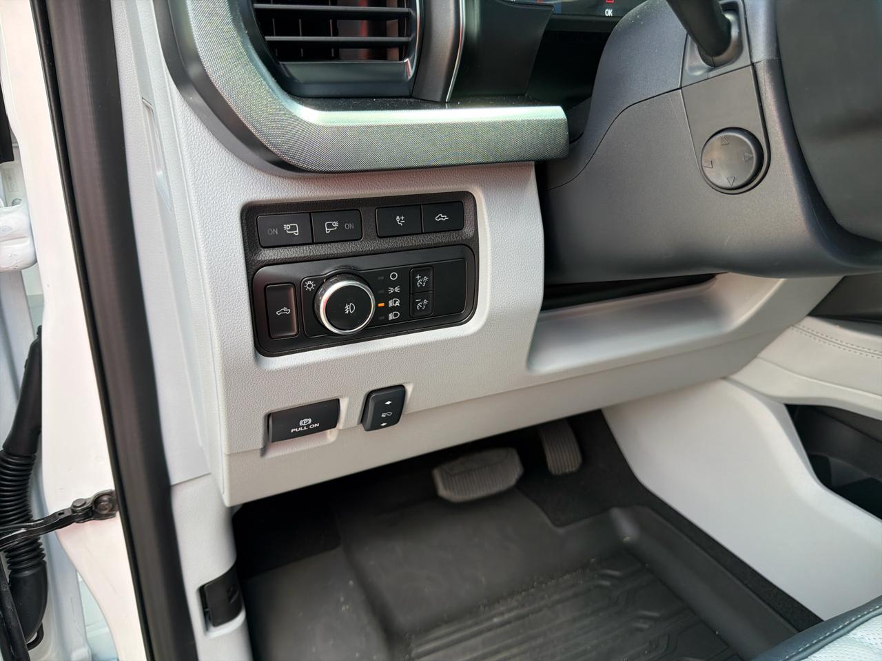 Ford F-250 SD Limited Crew Cab 4WD 2024