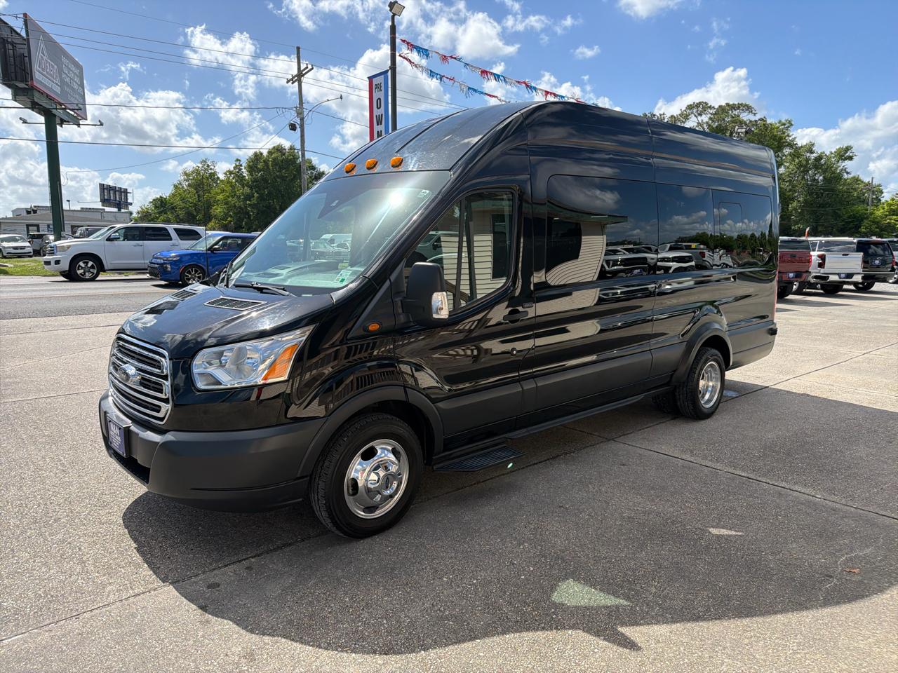 Ford Transit 350 Wagon HD High Roof XL Sliding Pass. 148 WB EL 2018