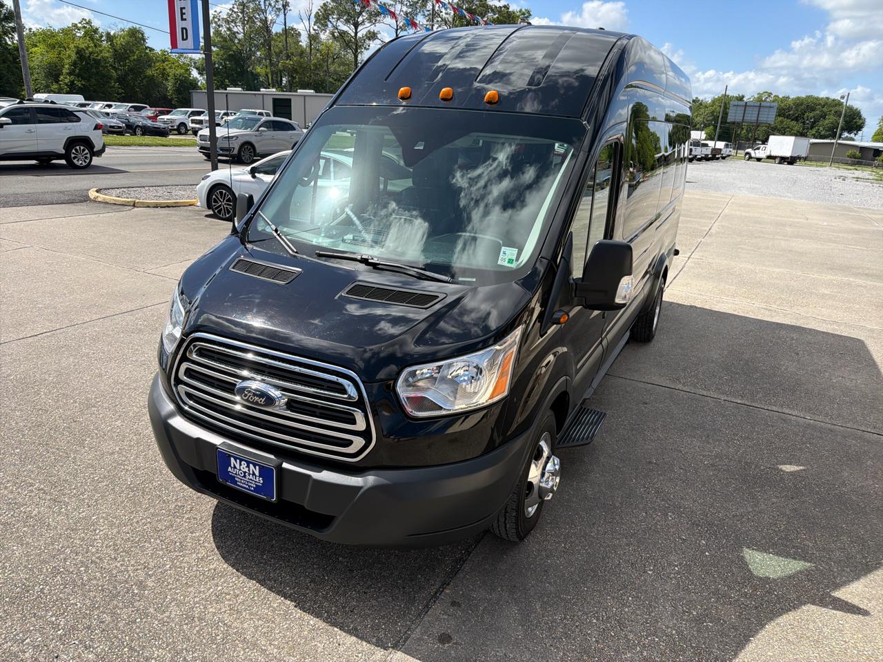 Ford Transit 350 Wagon HD High Roof XL Sliding Pass. 148 WB EL 2018