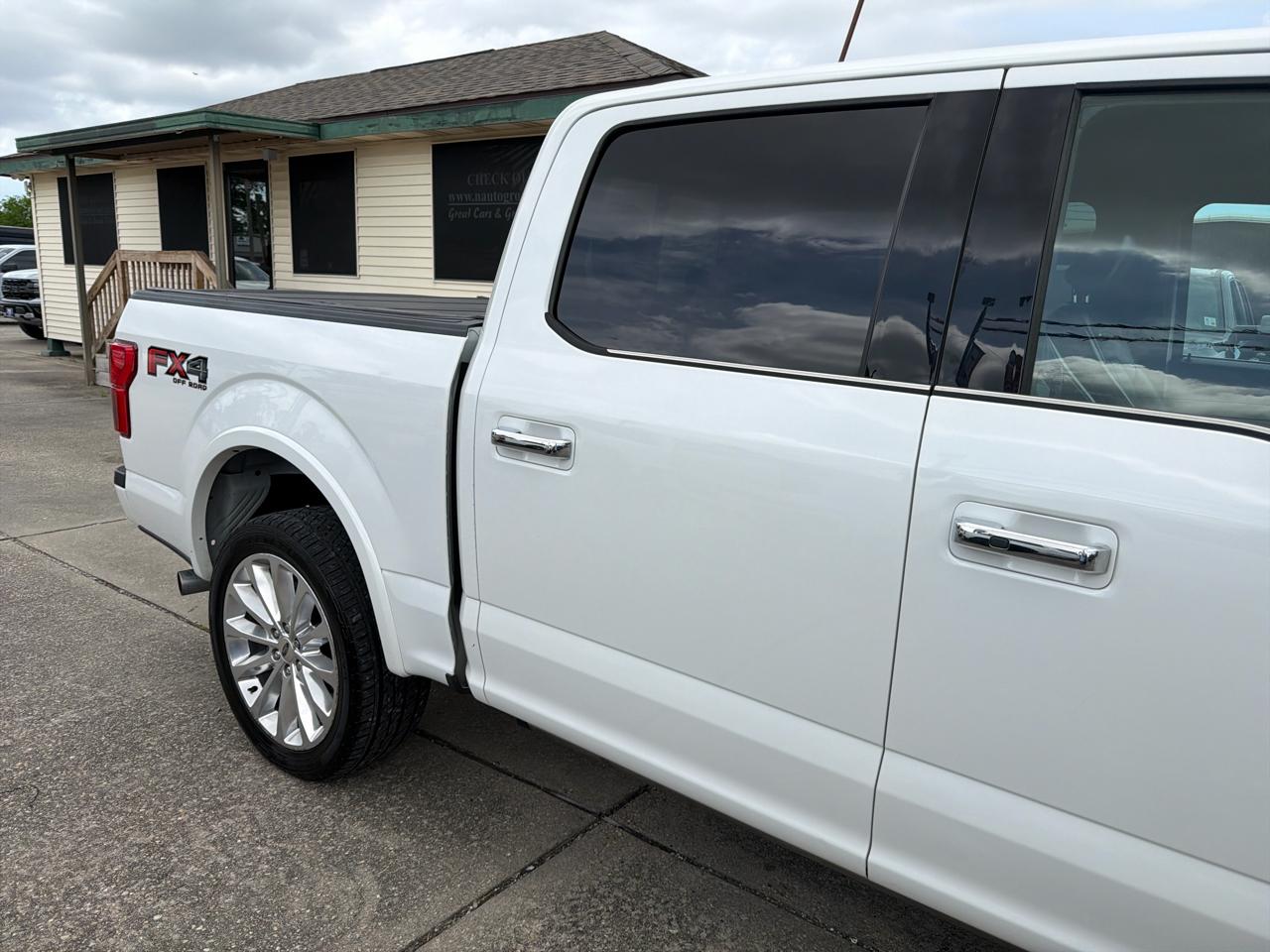 Ford F-150 Platinum 4WD SuperCrew 5.5' Box 2020