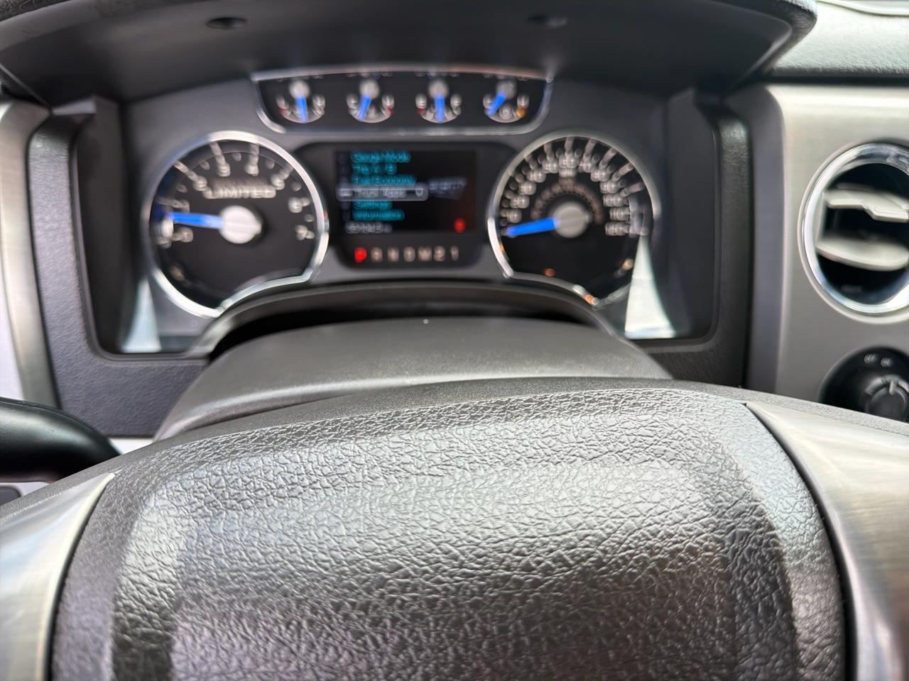 Ford F-150 Limited 2WD SuperCrew 5.5' Box 2014