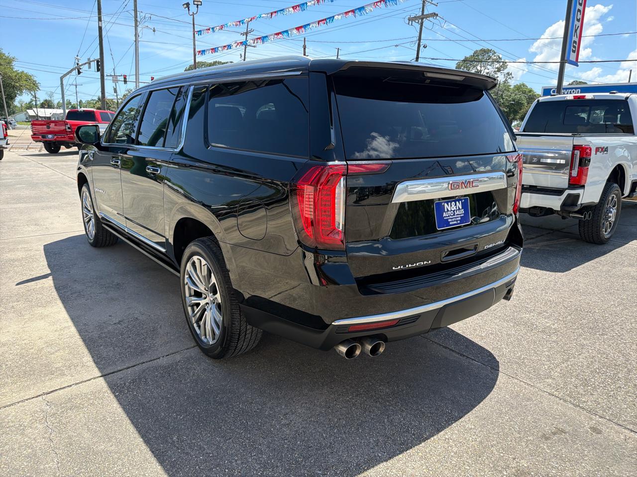 GMC Yukon XL Denali 2WD 2021