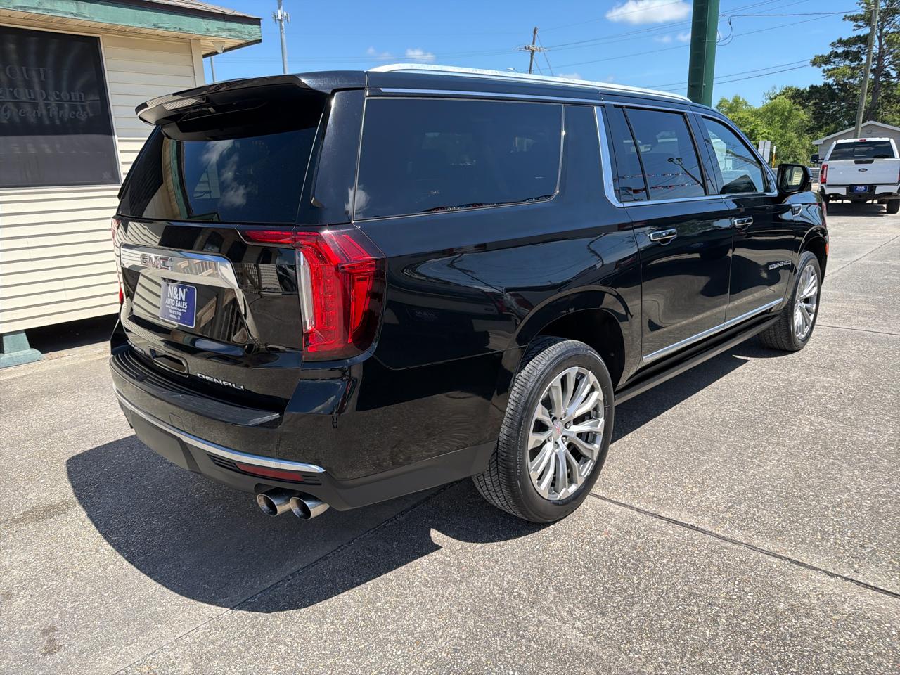 GMC Yukon XL Denali 2WD 2021