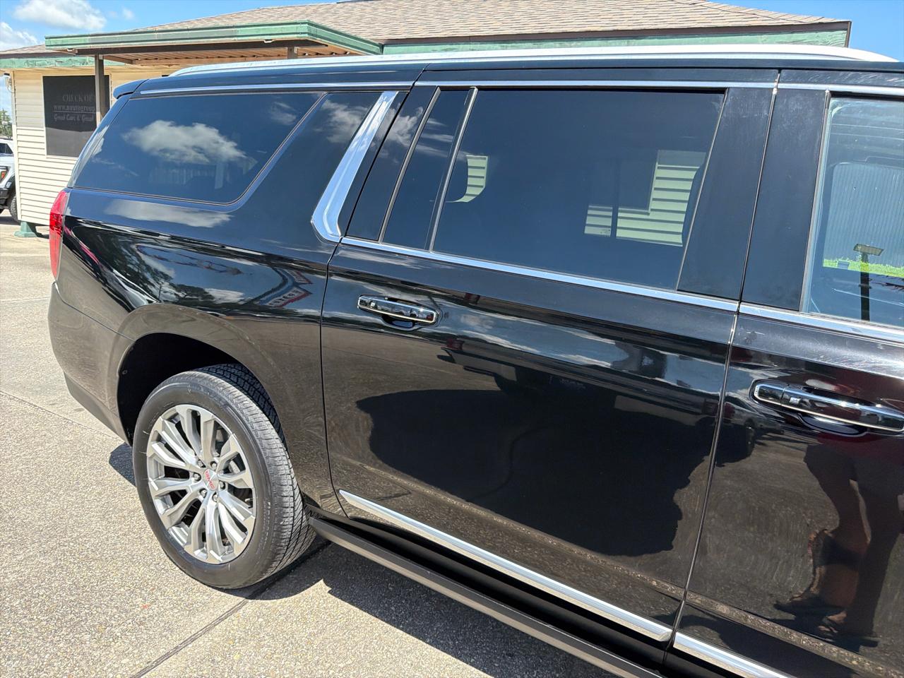 GMC Yukon XL Denali 2WD 2021