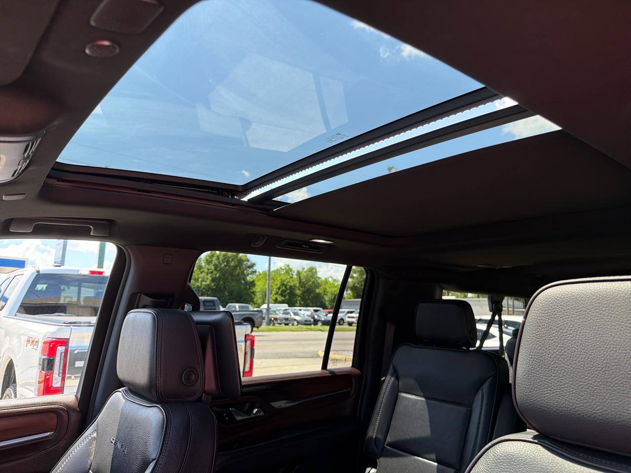 GMC Yukon XL Denali 2WD 2021