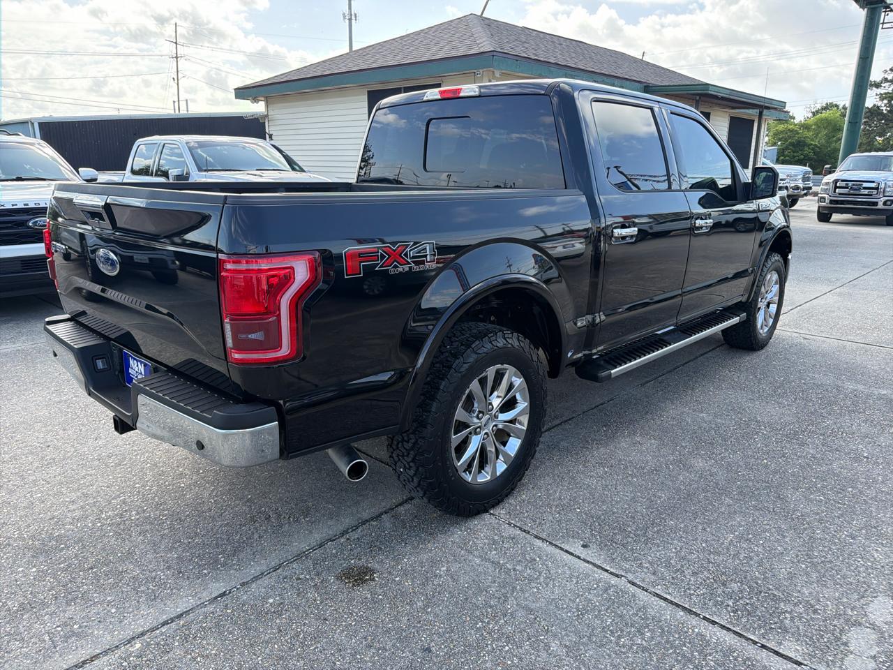 Ford F-150 Lariat 4WD SuperCrew 5.5' Box 2017