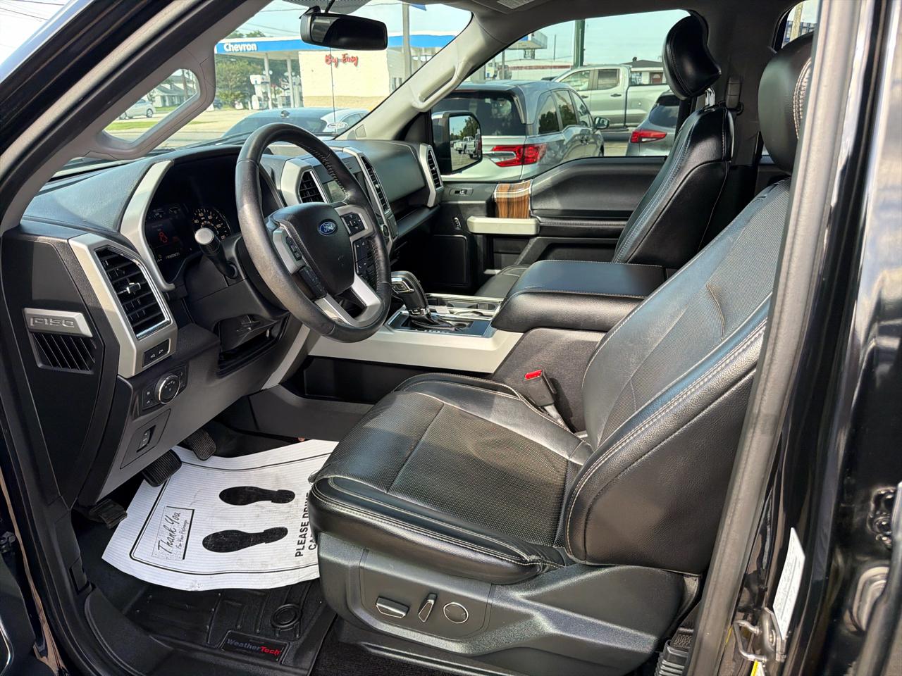 Ford F-150 Lariat 4WD SuperCrew 5.5' Box 2017