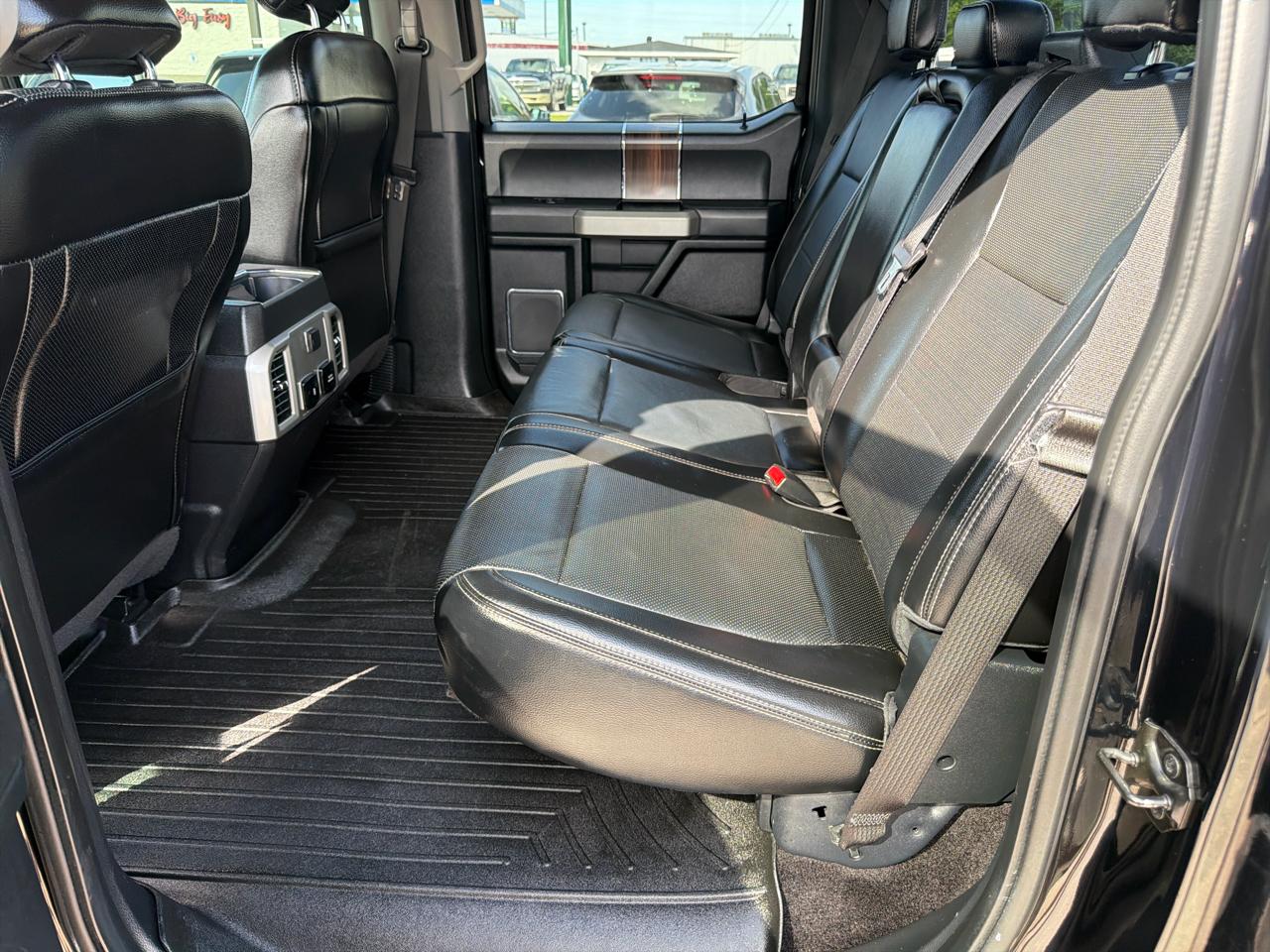 Ford F-150 Lariat 4WD SuperCrew 5.5' Box 2017