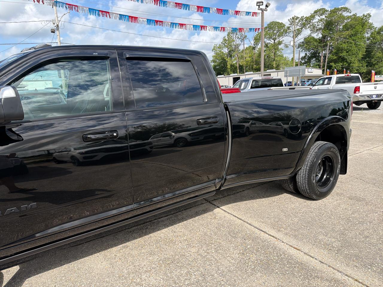RAM 3500 Limited Crew Cab LWB 4WD DRW 2022