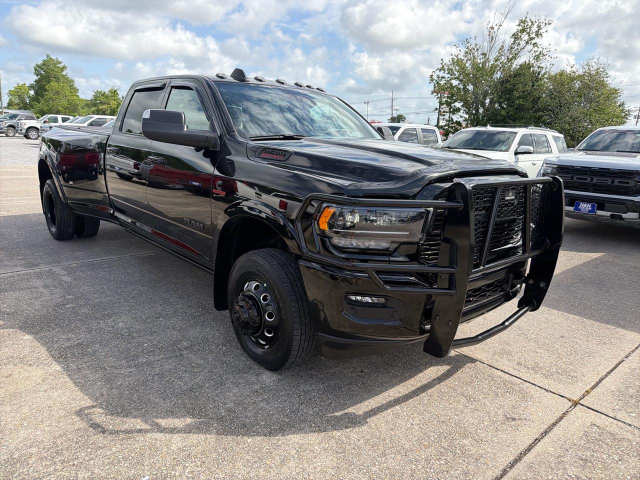 RAM 3500 Limited Crew Cab LWB 4WD DRW 2022