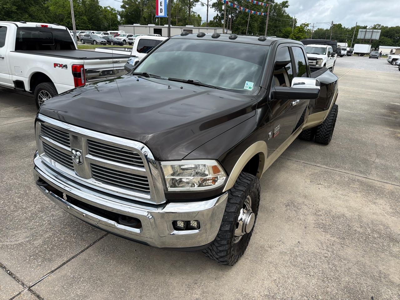 RAM 3500 Laramie 4x4 Crew Cab 8' Box 2011