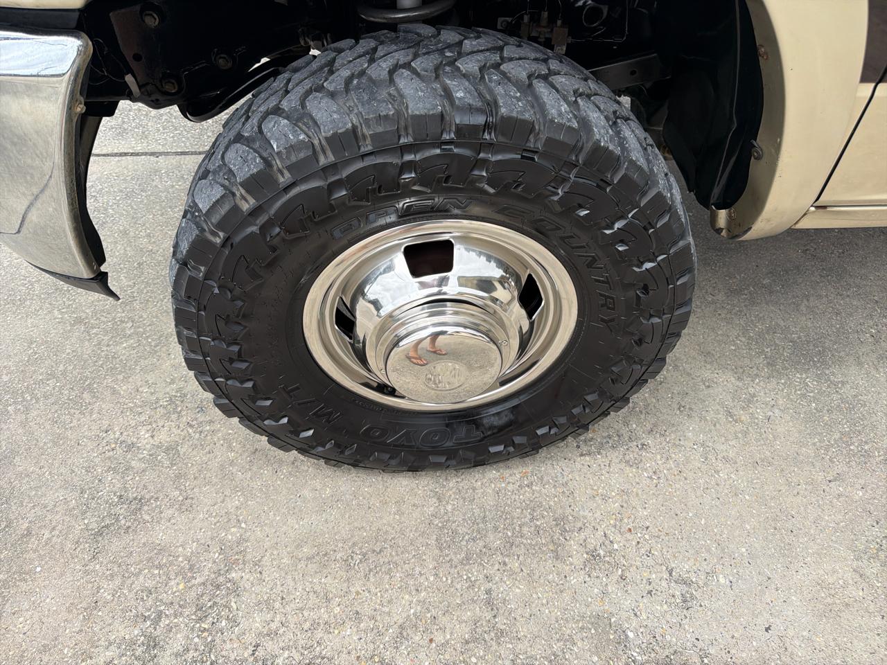 RAM 3500 Laramie 4x4 Crew Cab 8' Box 2011