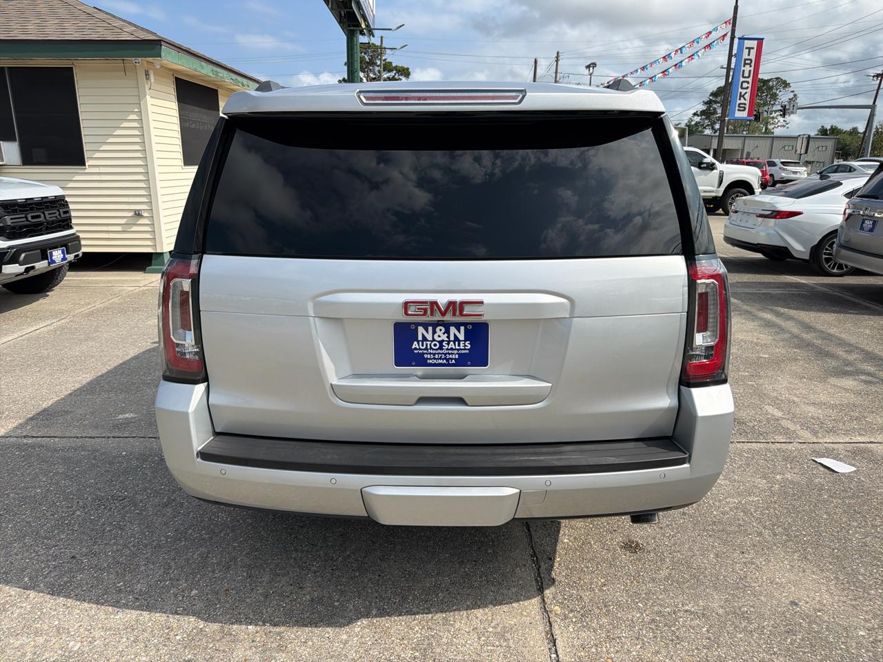 GMC Yukon SLT 2WD 2017