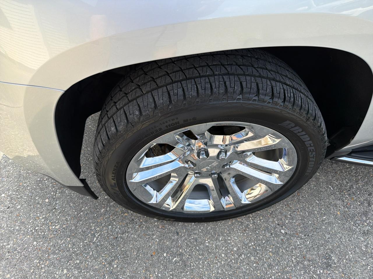 GMC Yukon SLT 2WD 2017