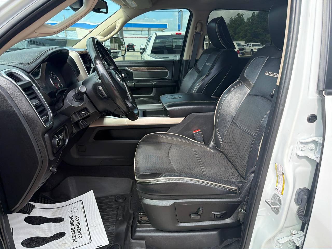 RAM 2500 Laramie Crew Cab SWB 4WD 2021