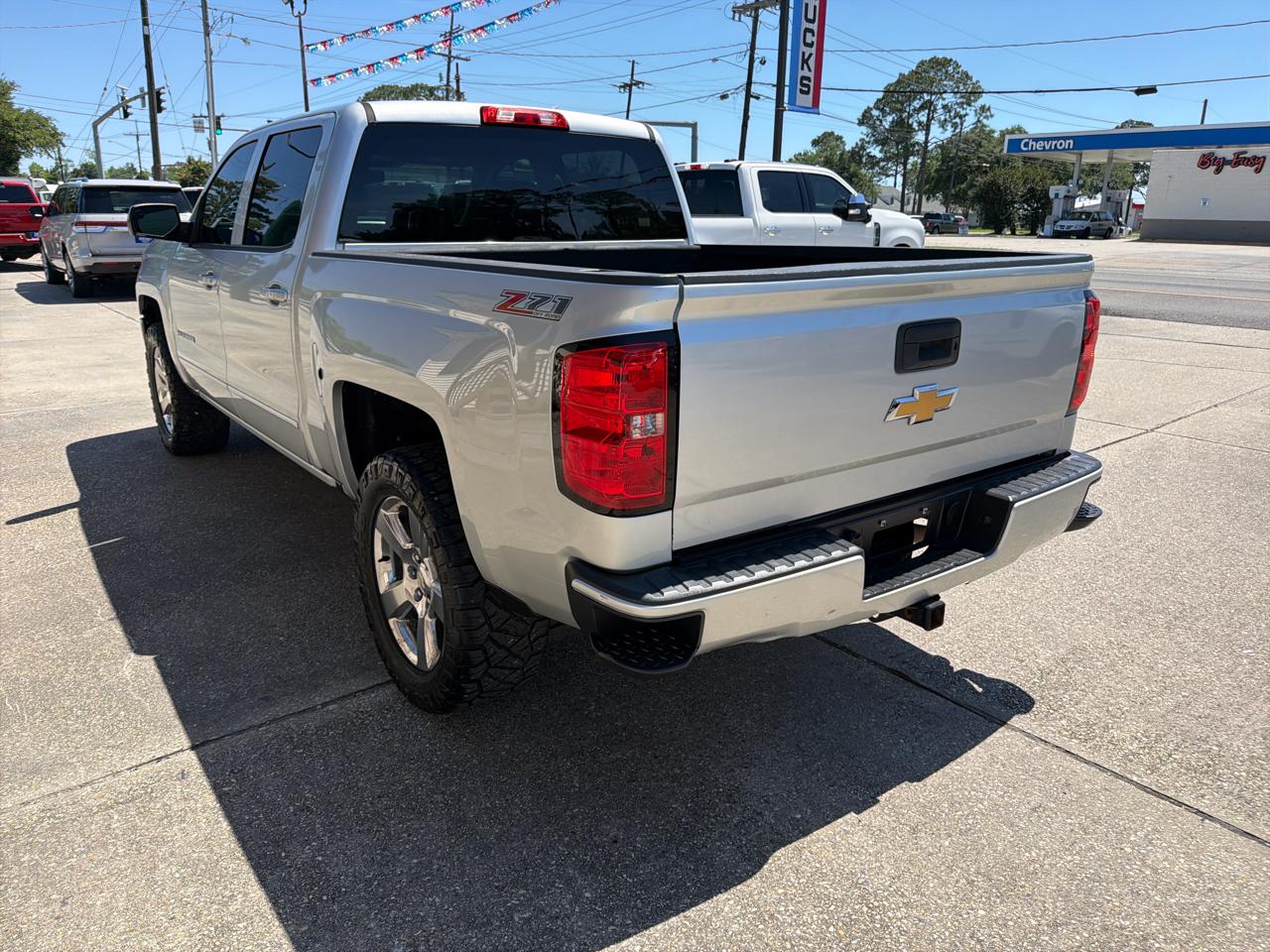 Chevrolet Silverado 1500 Crew Cab 143.5" WB 4WD Z71 2017
