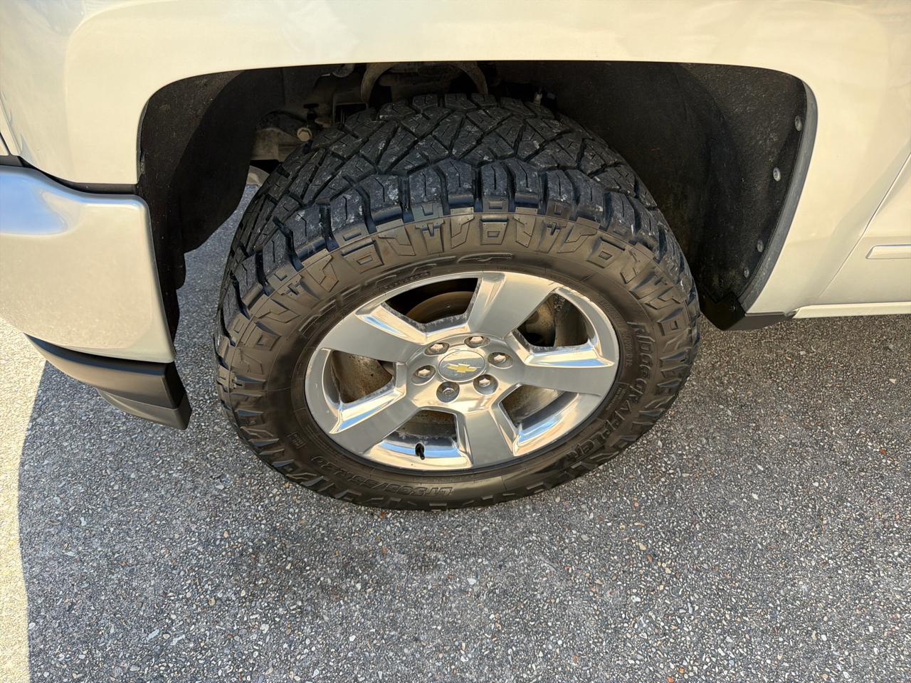Chevrolet Silverado 1500 Crew Cab 143.5" WB 4WD Z71 2017