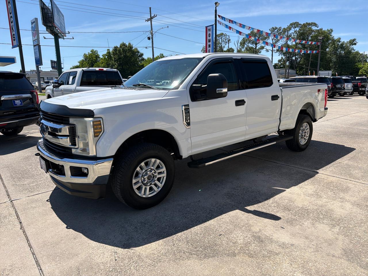 Ford F-250 SD XLT Crew Cab Short Bed 4WD 2019
