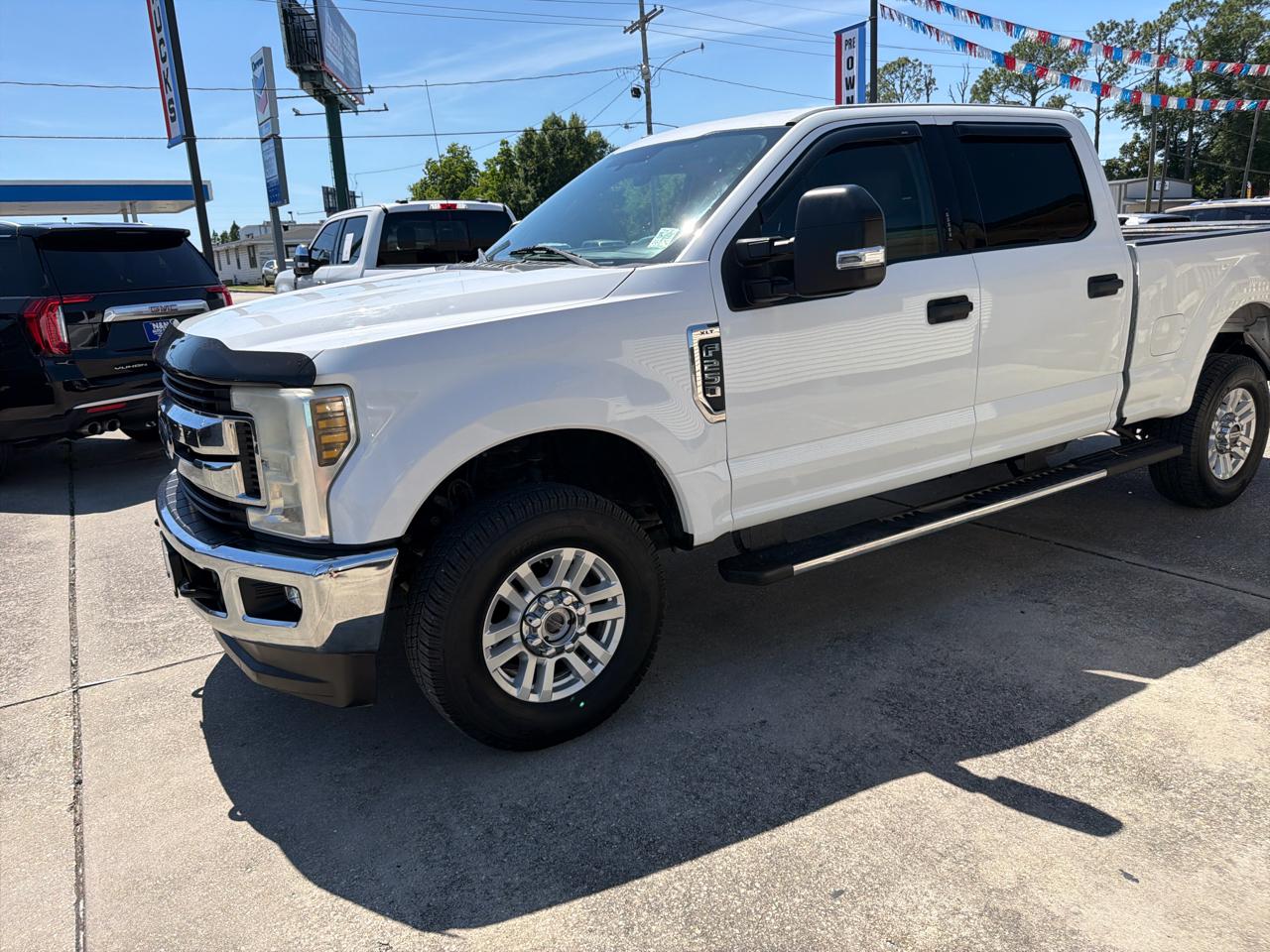 Ford F-250 SD XLT Crew Cab Short Bed 4WD 2019
