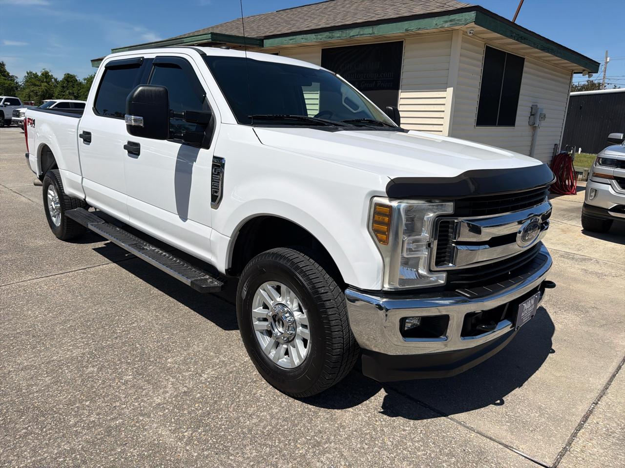 Ford F-250 SD XLT Crew Cab Short Bed 4WD 2019
