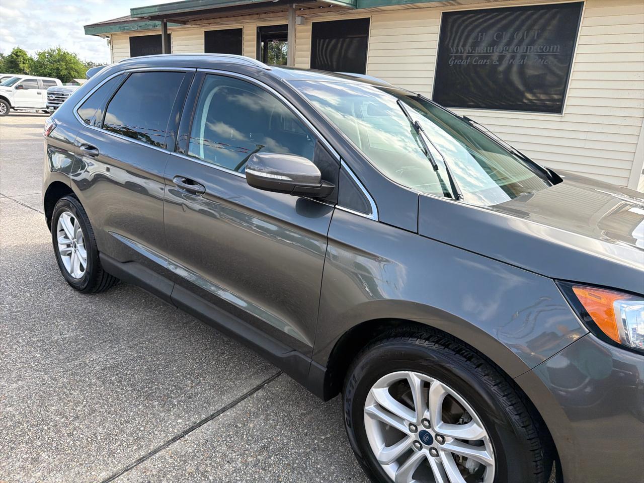 Ford Edge SEL FWD 2019