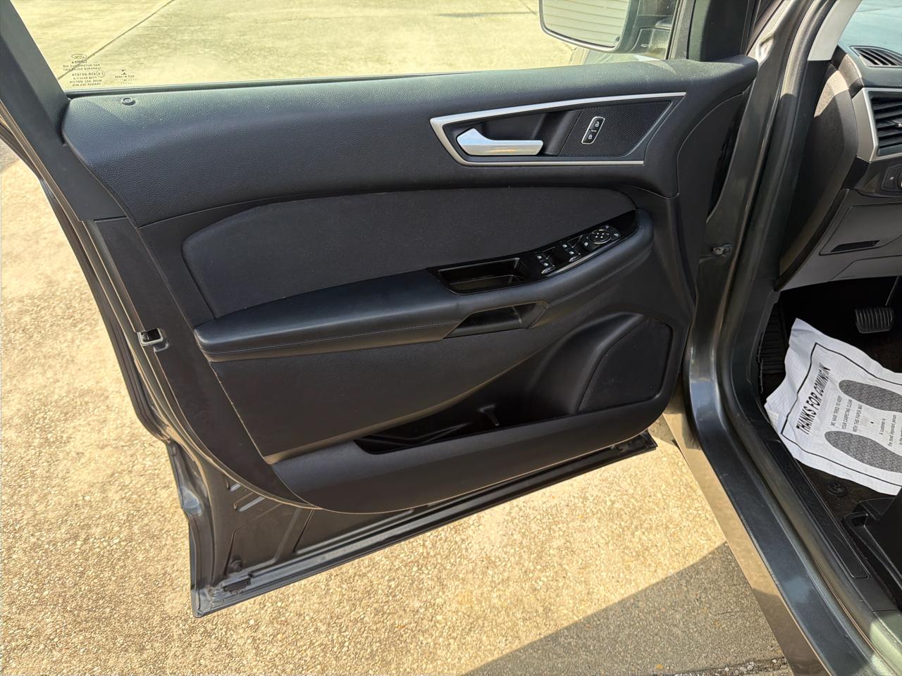 Ford Edge SEL FWD 2019