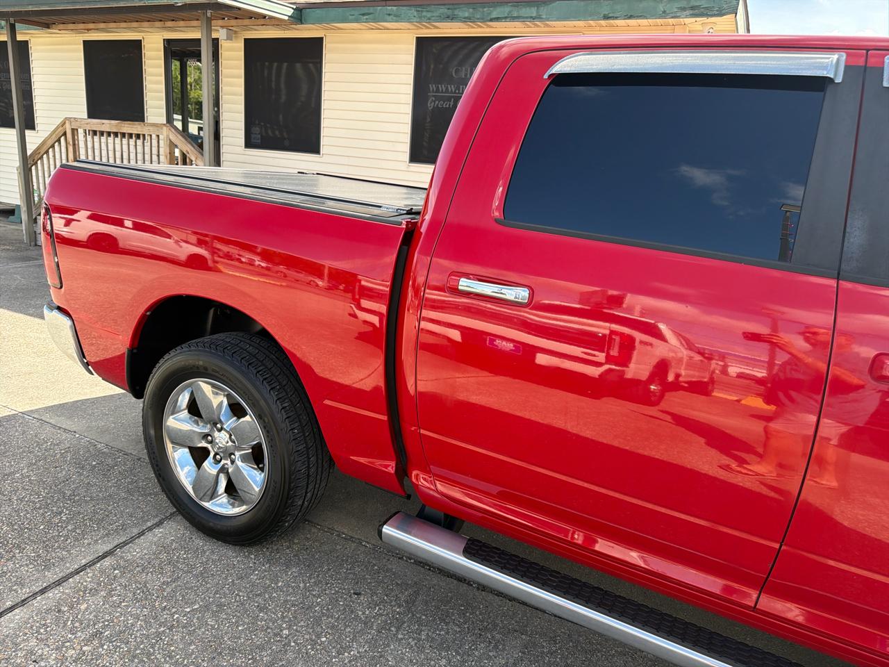 RAM 1500 2WD Crew Cab 140.5" Big Horn 2015
