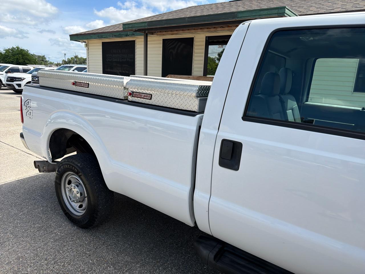Ford F-350 SD XL Crew Cab Long Bed 4WD 2012