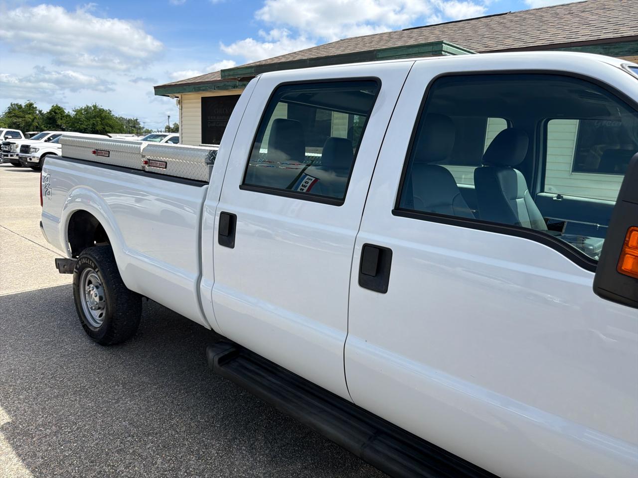 Ford F-350 SD XL Crew Cab Long Bed 4WD 2012