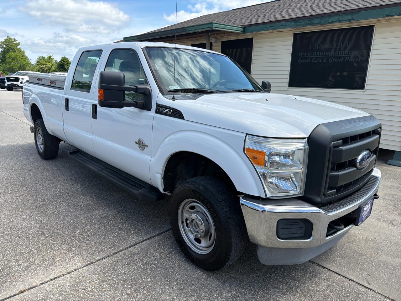 Ford F-350 SD XL Crew Cab Long Bed 4WD 2012