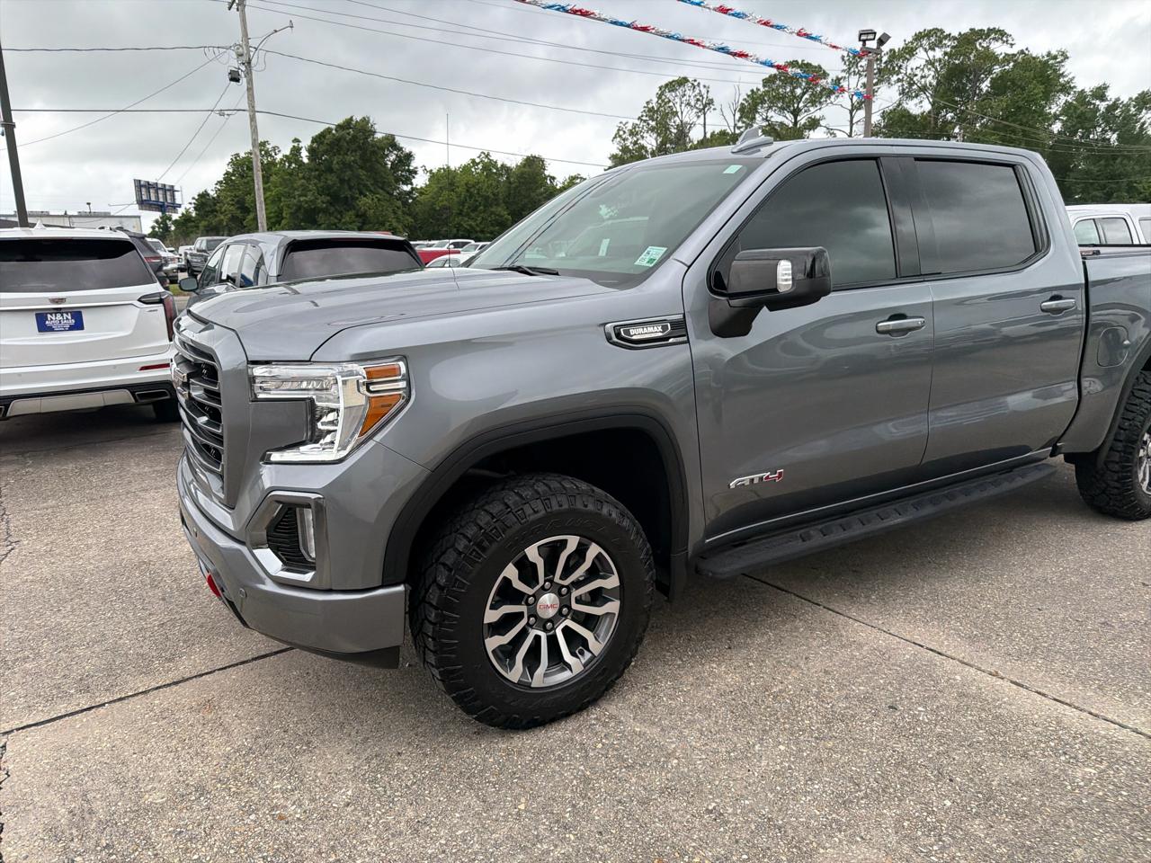 GMC Sierra 1500 Limited AT4 Crew Cab Short Box 4WD 2022