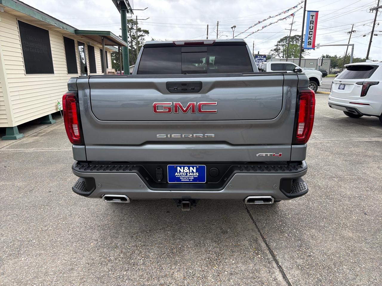 GMC Sierra 1500 Limited AT4 Crew Cab Short Box 4WD 2022