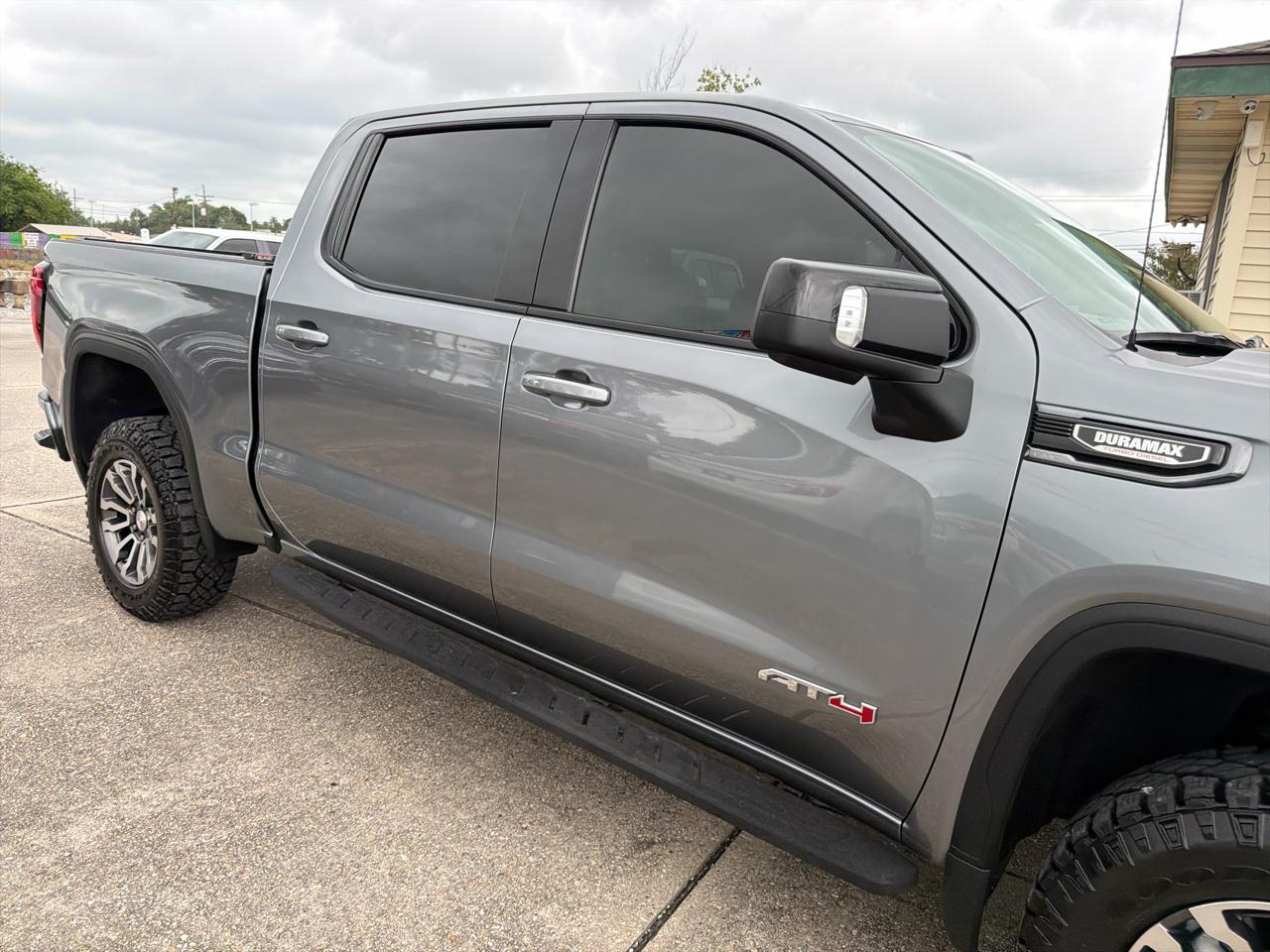 GMC Sierra 1500 Limited AT4 Crew Cab Short Box 4WD 2022