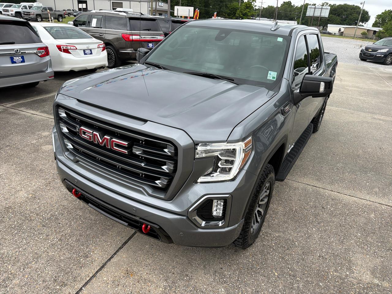 GMC Sierra 1500 Limited AT4 Crew Cab Short Box 4WD 2022
