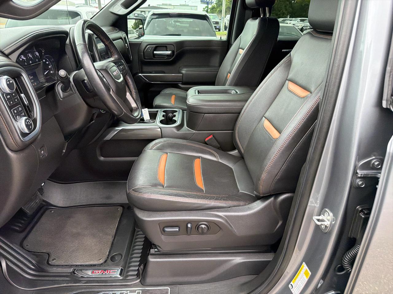 GMC Sierra 1500 Limited AT4 Crew Cab Short Box 4WD 2022