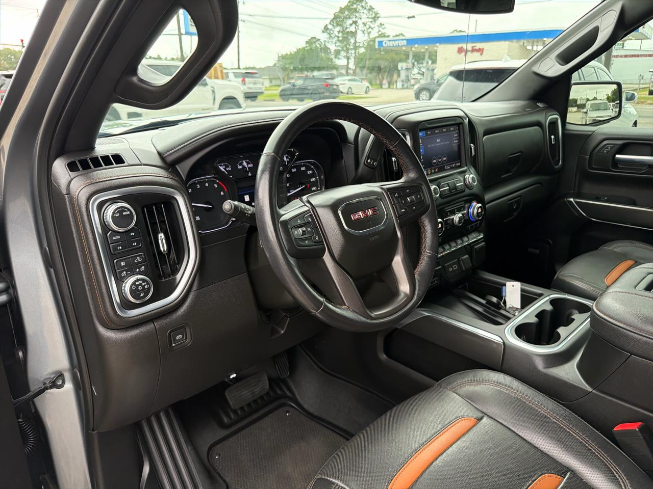 GMC Sierra 1500 Limited AT4 Crew Cab Short Box 4WD 2022